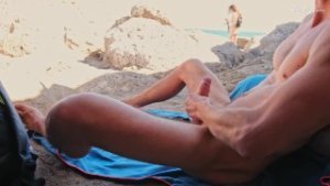 HANDJOB SLUT BEACH: dickflash for a slutty little bitch and she will be able to’t resist to make me cum.